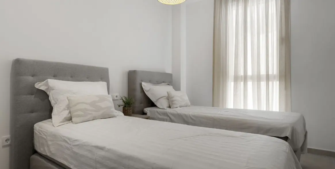 Sale of middle floor apartment in Cancelada 15