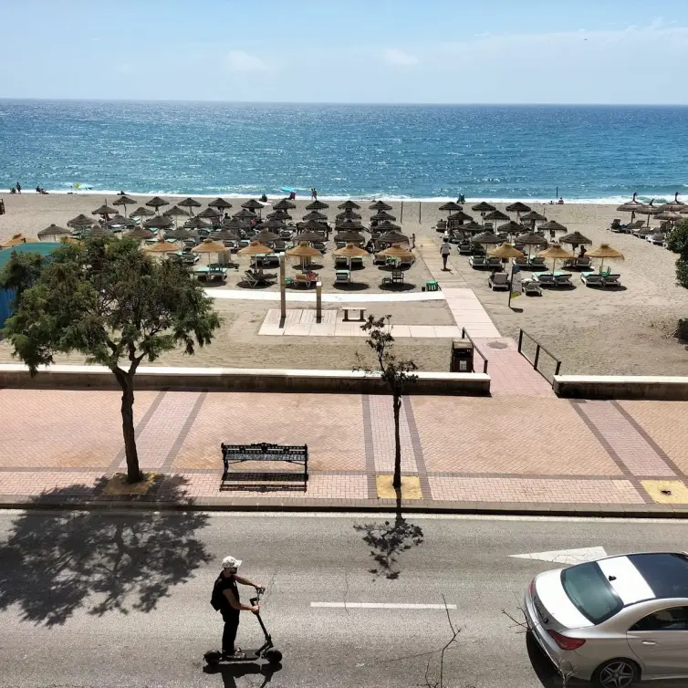 Venta de apartamento en planta media en Fuengirola