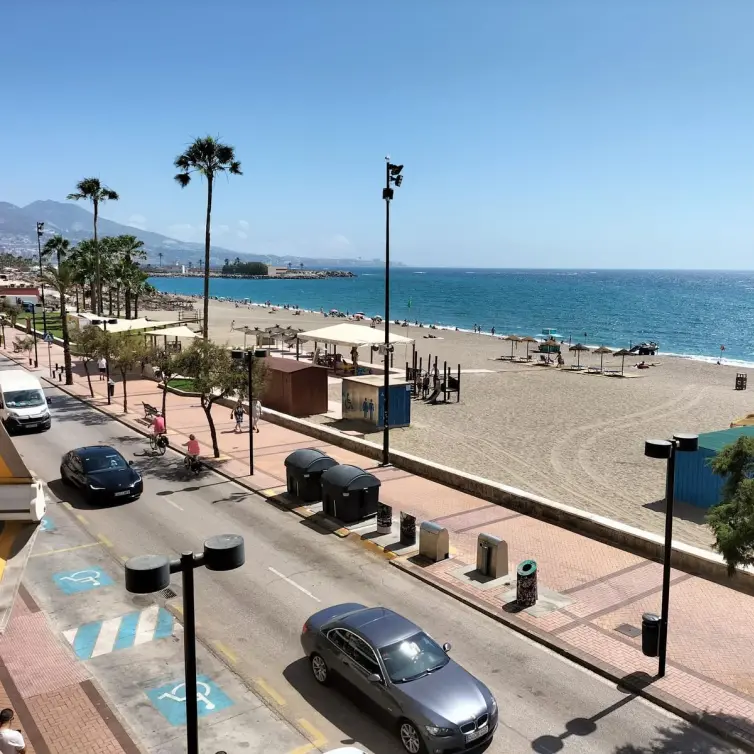 Venta de apartamento en planta media en Fuengirola