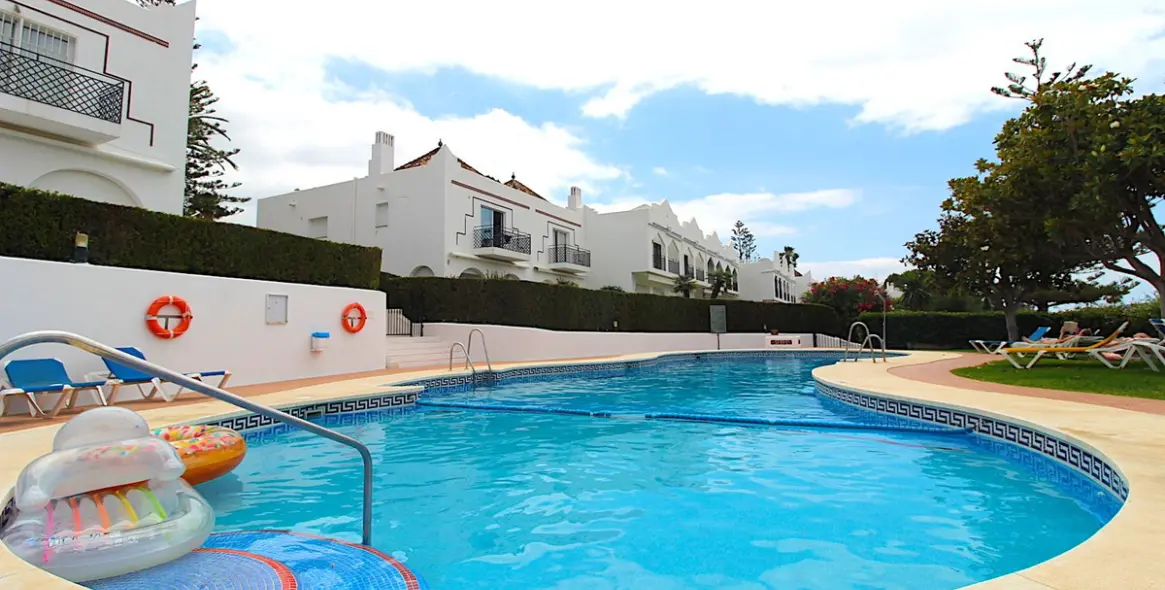 Sale of semi-detached house in Aloha 1