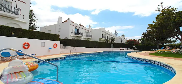 Sale of semi-detached house in Aloha 0