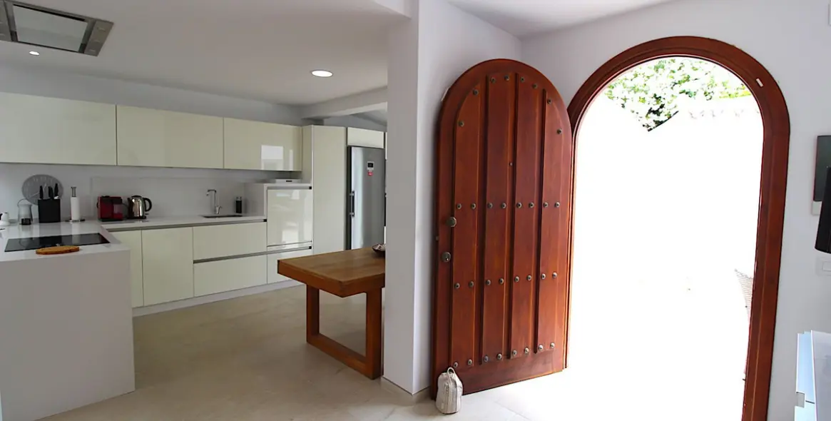 Sale of semi-detached house in Aloha 2