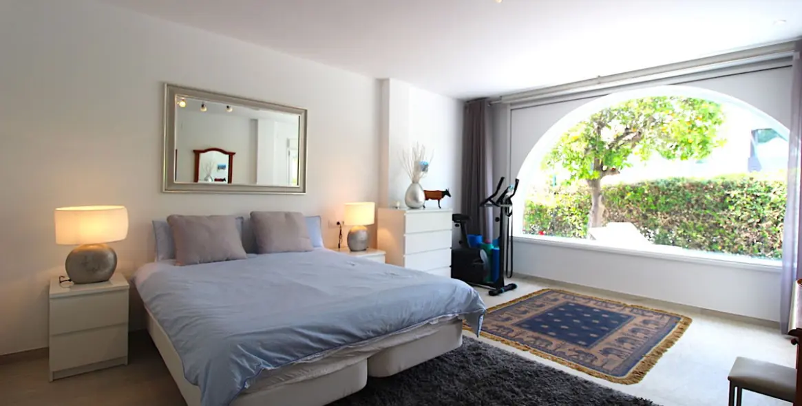 Sale of semi-detached house in Aloha 10