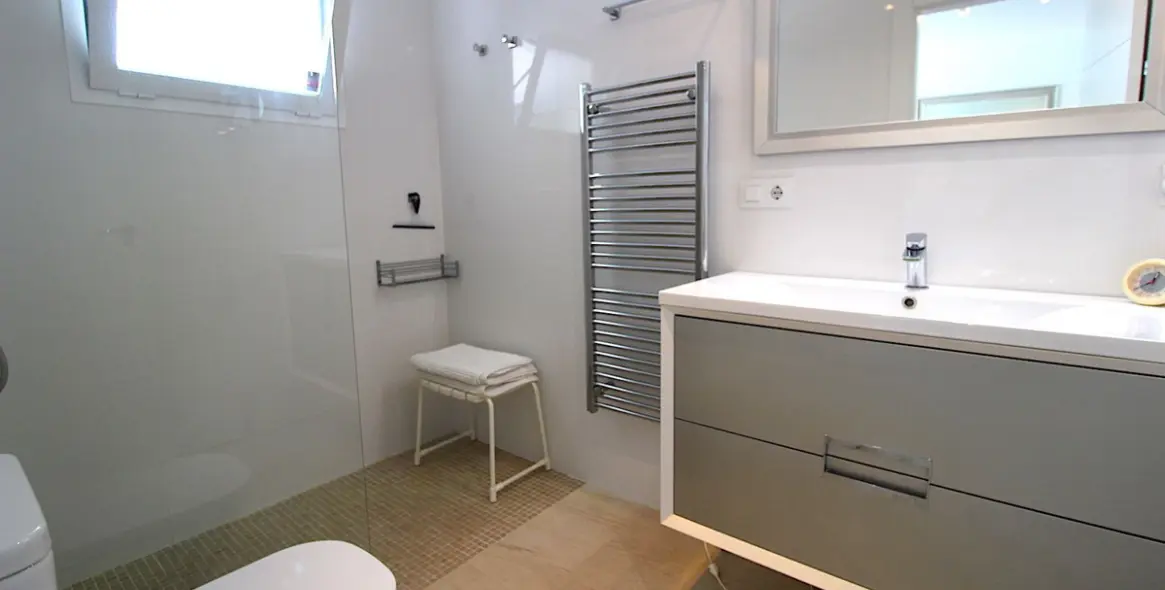 Sale of semi-detached house in Aloha 13