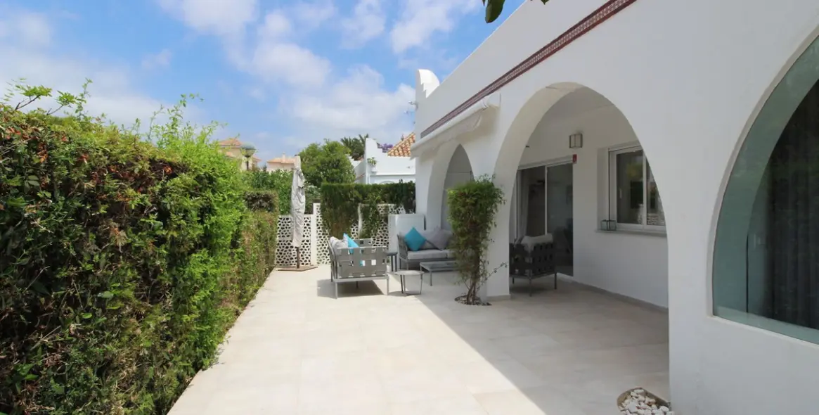 Sale of semi-detached house in Aloha 23