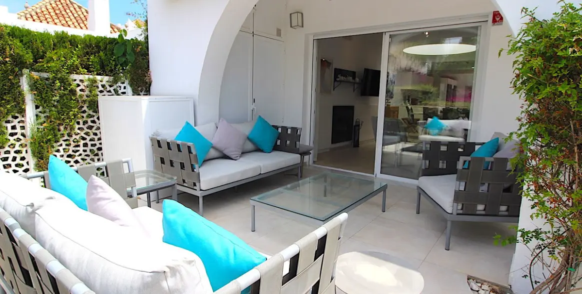 Sale of semi-detached house in Aloha 27