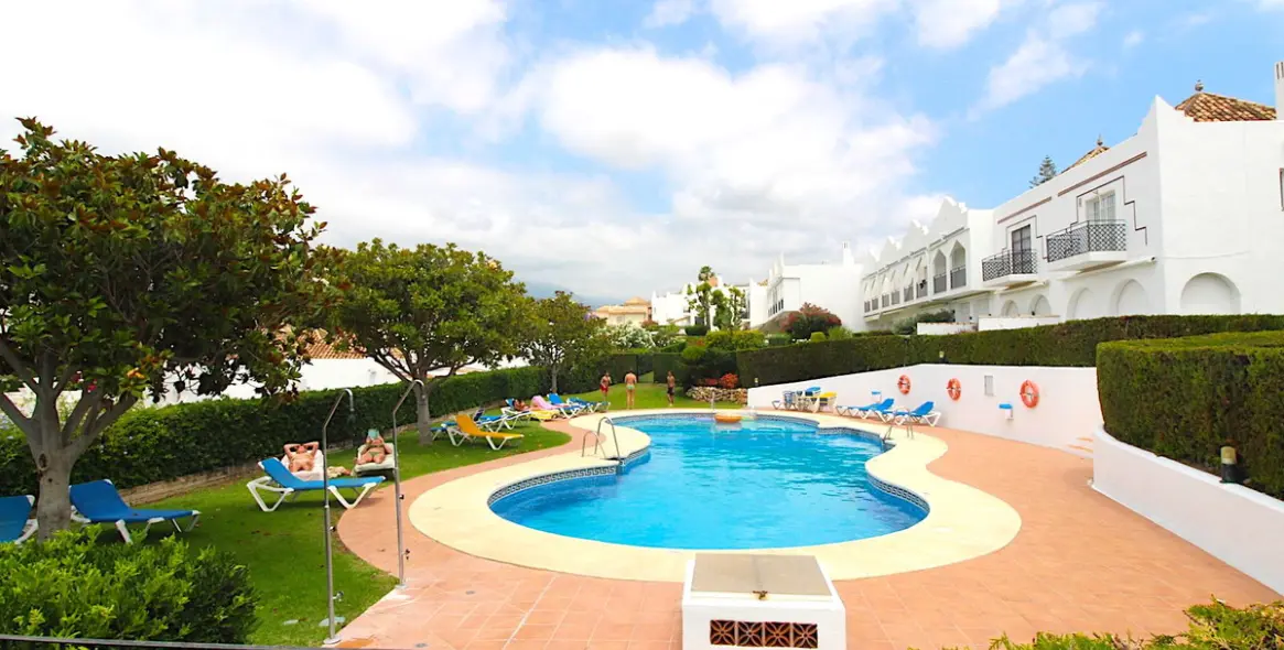 Sale of semi-detached house in Aloha 29