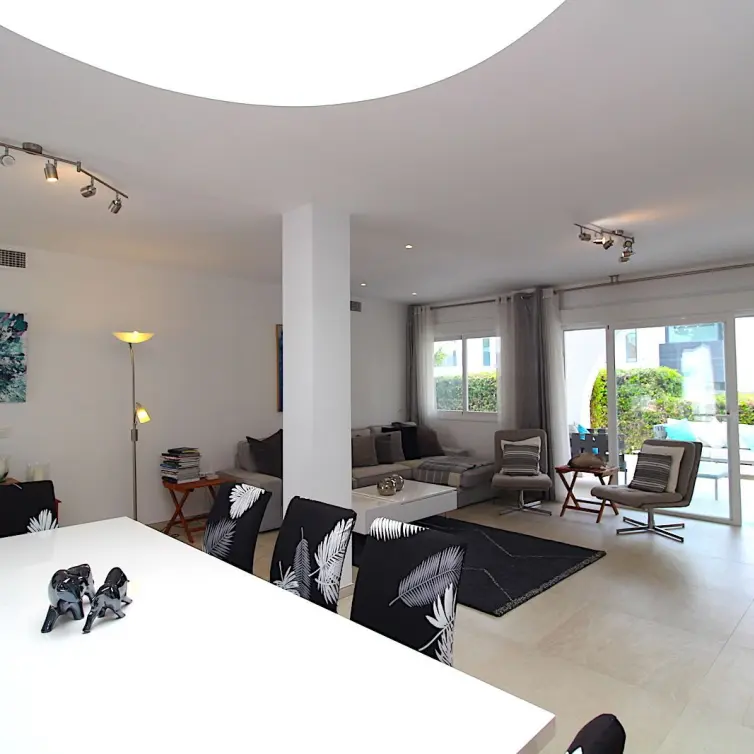 Venta de casa pareada en Aloha