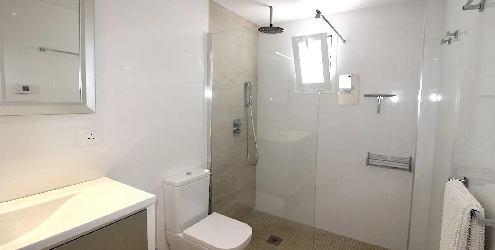 Venta de casa pareada en Aloha 24
