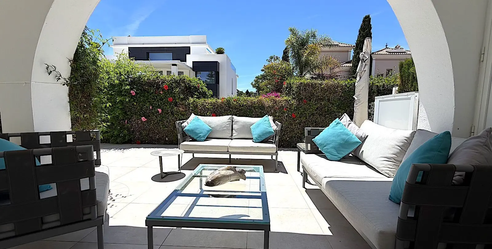 Venta de casa pareada en Aloha 30