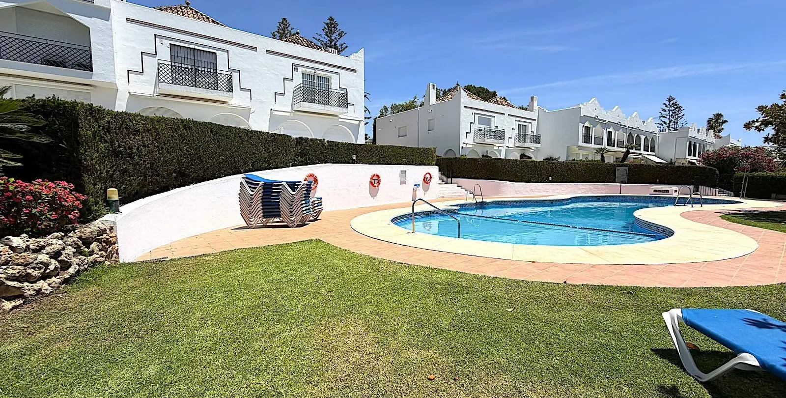 Venta de casa pareada en Aloha 51