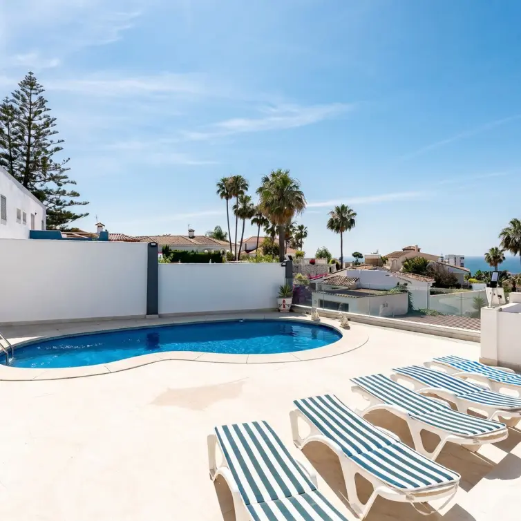 Продажа  отдельно стоящей виллы в Riviera del Sol
