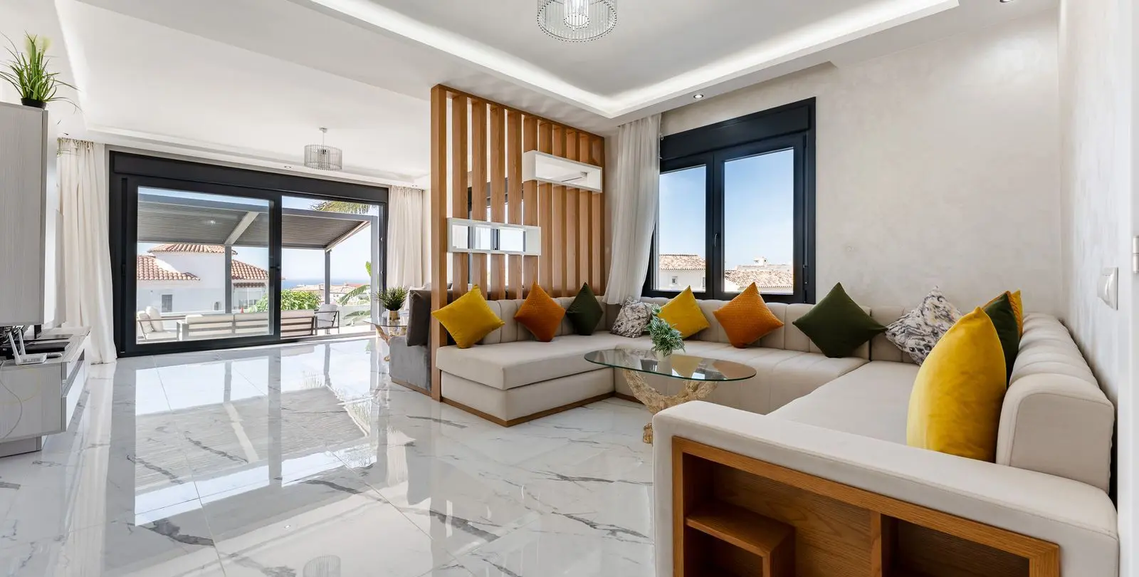 Venta de villa independiente en Riviera del Sol 12