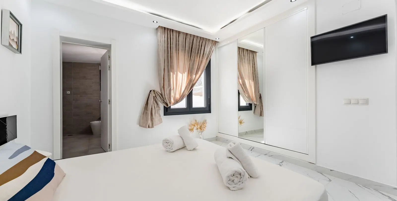 Venta de villa independiente en Riviera del Sol 15
