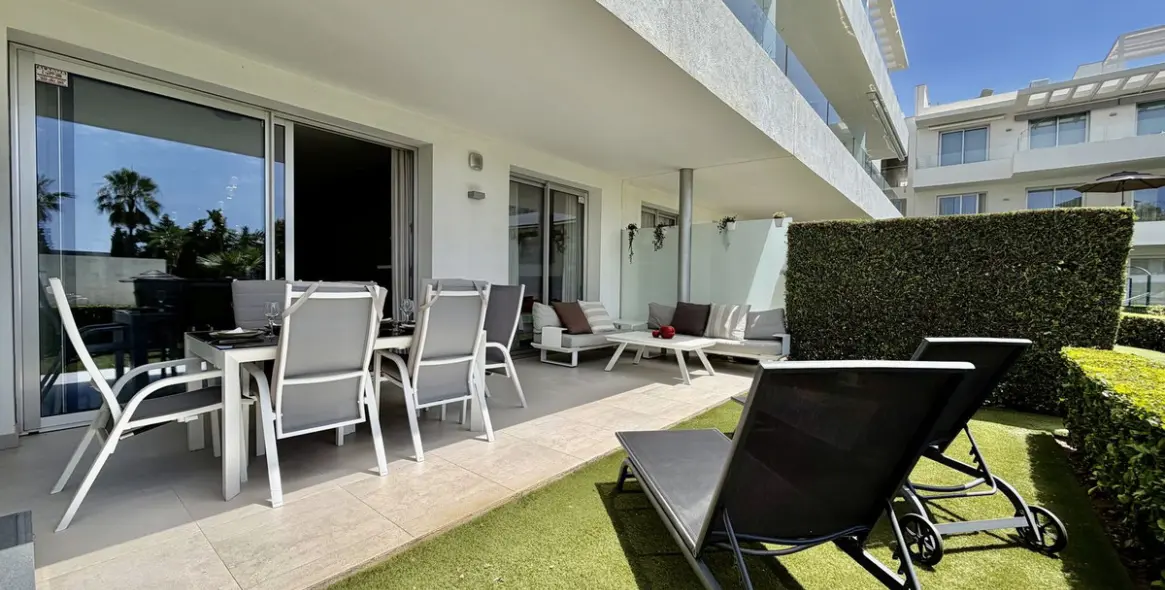 Short-term rent of ground floor apartment in Bel Air 26