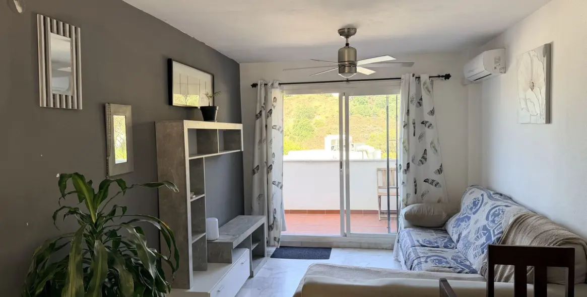 Sale of middle floor apartment in Benalmadena 4