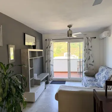 Sale of middle floor apartment in Benalmadena