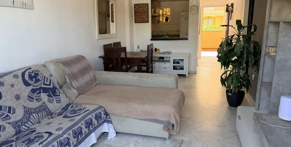 Sale of middle floor apartment in Benalmadena 13