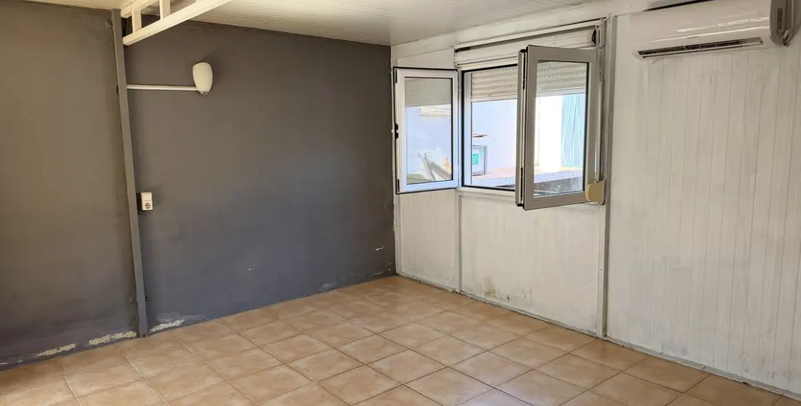 Sale of middle floor apartment in Benalmadena 16