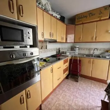 Продажа апартаментов на среднем этаже в Torremolinos