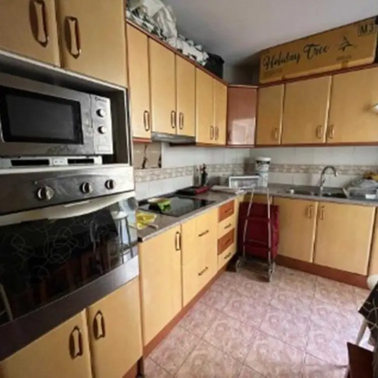 Sale of middle floor apartment in Torremolinos