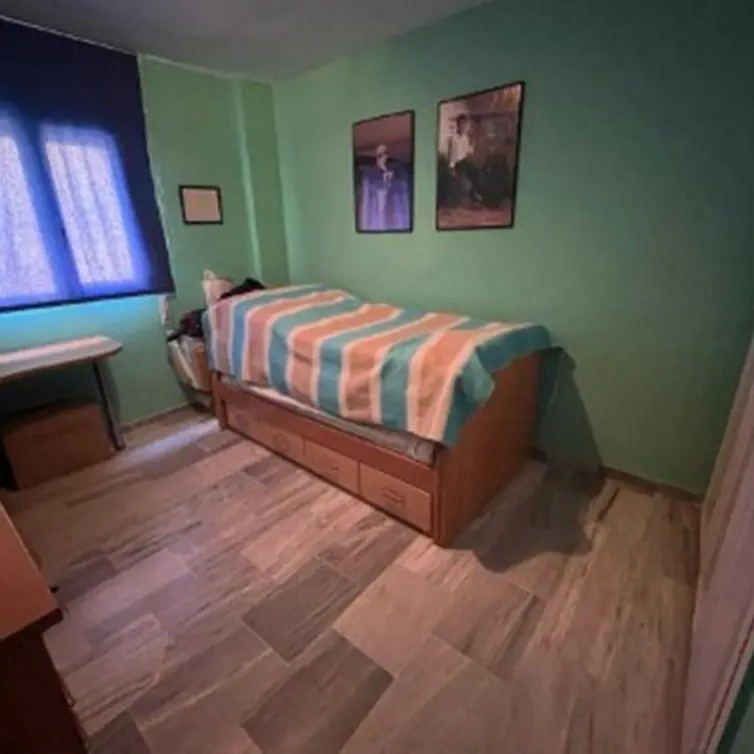 Sale of middle floor apartment in Torremolinos