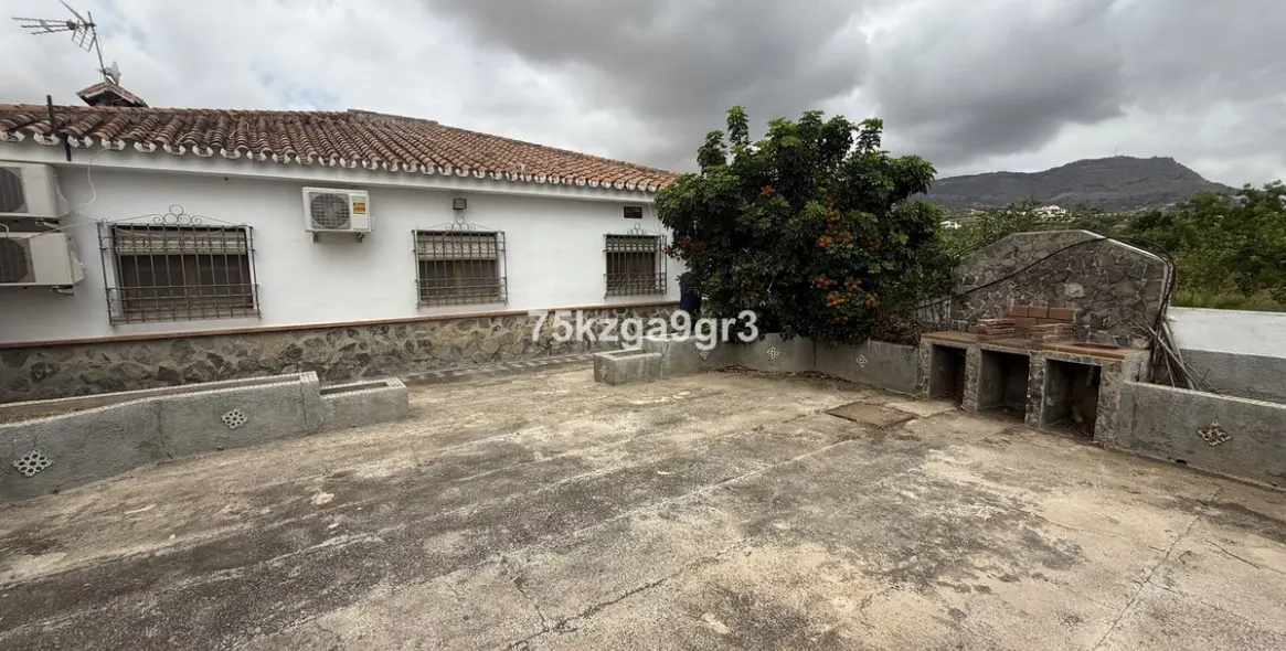 Venta de villa independiente en Alora 5