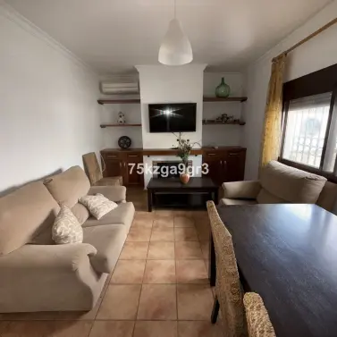 Venta de villa independiente en Alora