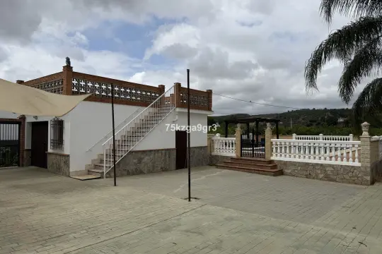 Image 7 thumb