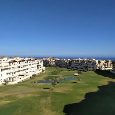 Sale of middle floor apartment in Benalmadena