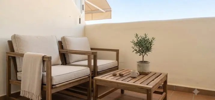 Sale of middle floor apartment in Benalmadena 1