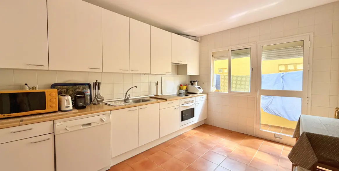 Sale of townhouse in Cancelada 6