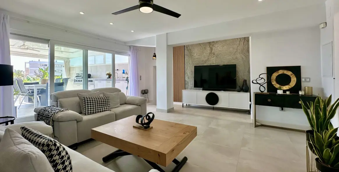 Sale of ground floor apartment in Bajondillo 5