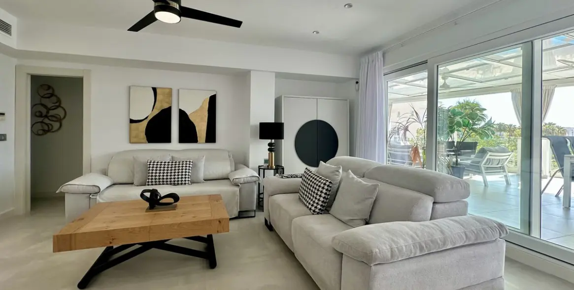 Sale of ground floor apartment in Bajondillo 6