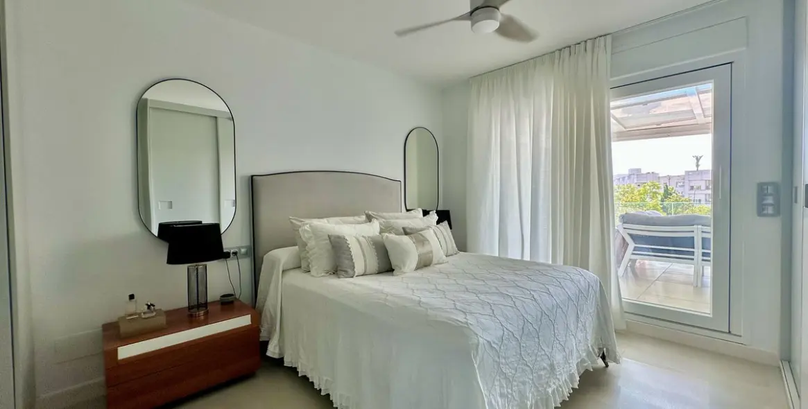 Sale of ground floor apartment in Bajondillo 13