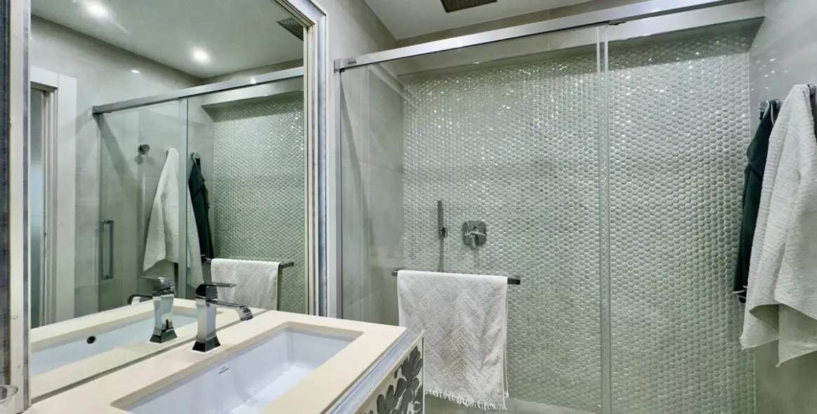 Sale of ground floor apartment in Bajondillo 17