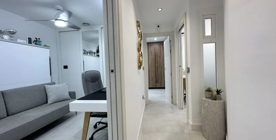 Sale of ground floor apartment in Bajondillo 19
