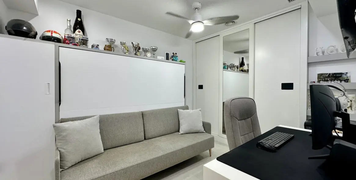 Sale of ground floor apartment in Bajondillo 20
