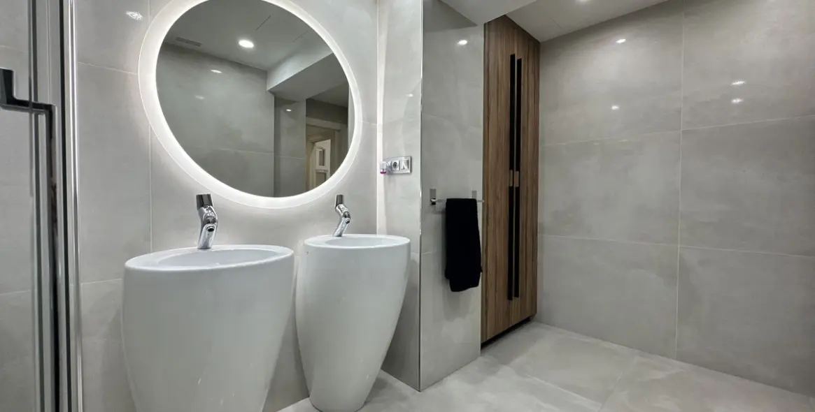 Sale of ground floor apartment in Bajondillo 27