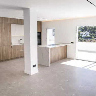 Sale of middle floor apartment in La Quinta