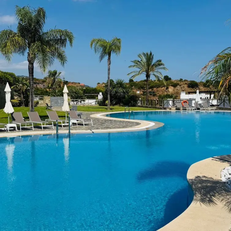 Sale of duplex in Marbella