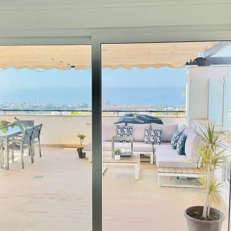 Sale of duplex in Marbella