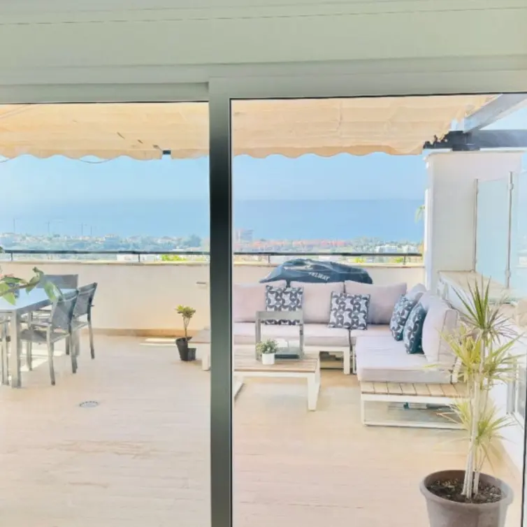 Sale of duplex in Marbella