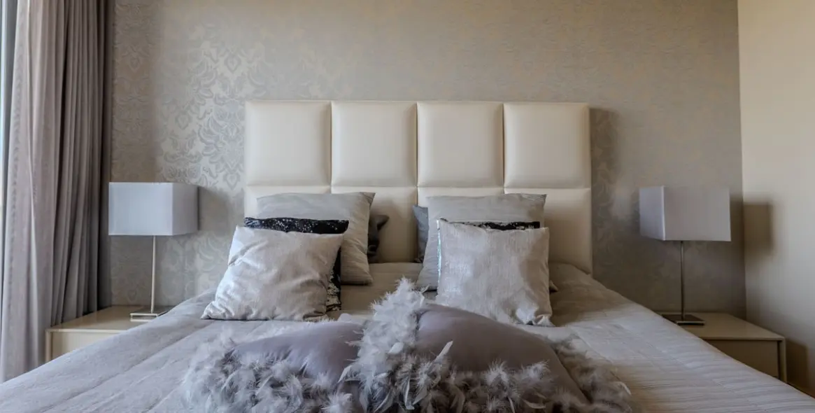 Sale of ground floor apartment in Benahavís 25