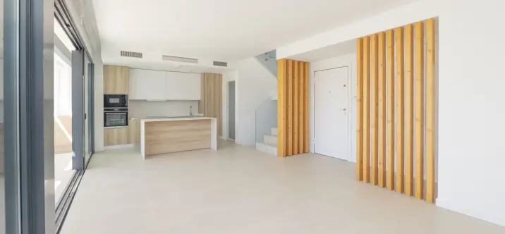 Sale of detached villa in Estepona 3