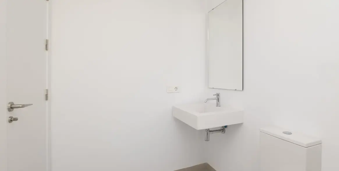 Sale of detached villa in Estepona 23
