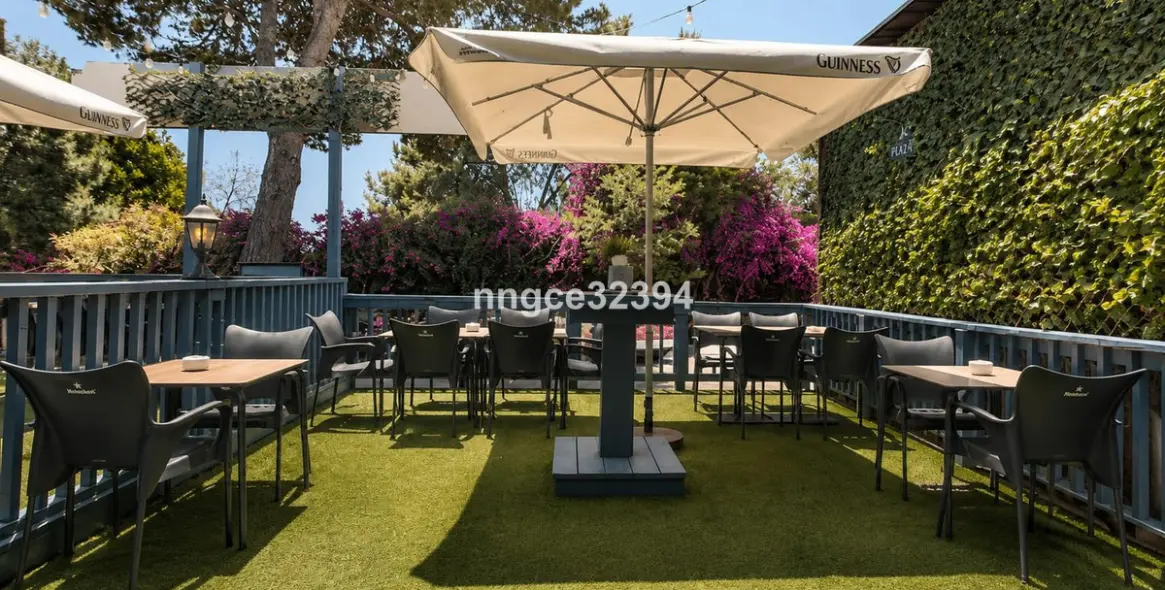 Sale of penthouse in New Golden Mile 38