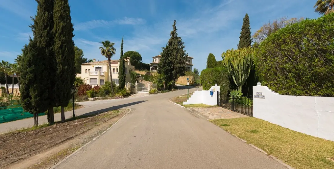Venta de parcela residencial en El Paraiso 7