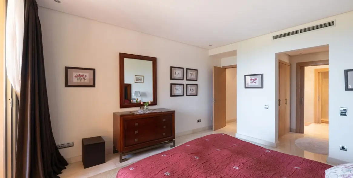 Venta de apartamento en planta media en Marbella 15