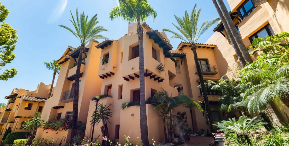Venta de apartamento en planta media en Marbella 33